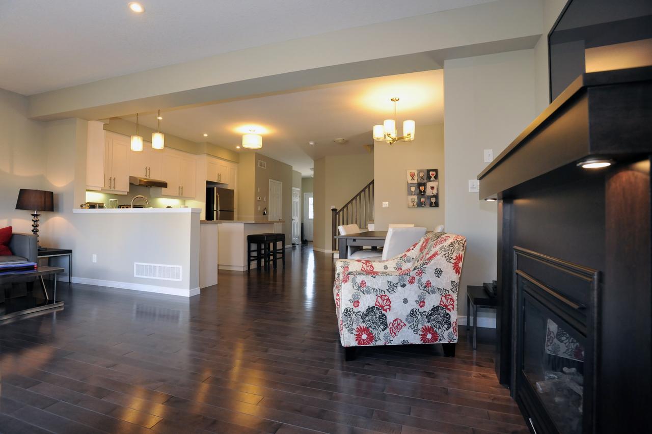 Boardwalk Homes - Executive Guest Rooms & Townhomes Kitchener Cameră foto